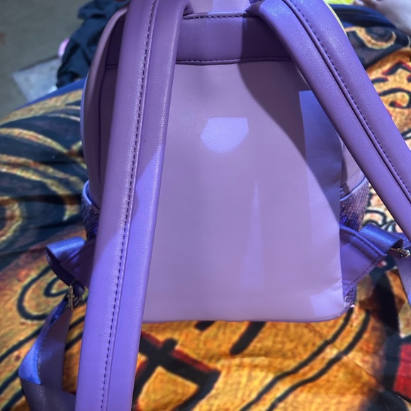 Loungefly Disney Miss Piggy Purple Sequin Backpack - Picture 3 of 3